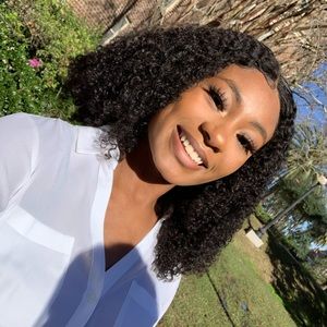 Meet your Posher, Imani